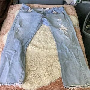 Vintage 90s Levi’s 501 Button Fly Jeans